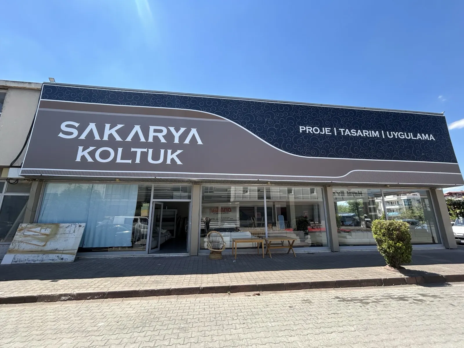 Dış mekan mobilyası