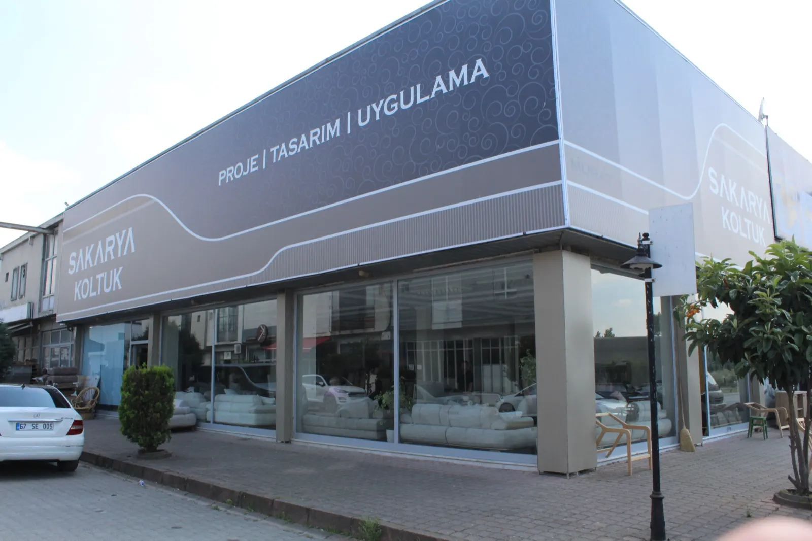 Mağaza dış görünüm
